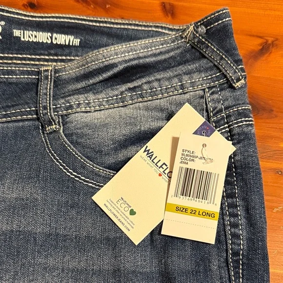 Wallflower Women's Dark Blue Boot Cut Jeans - Picture 2 of 4